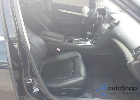 2013 Infiniti G37 Journey from USA, damaged, VIN JN1CV6AP1DM722267